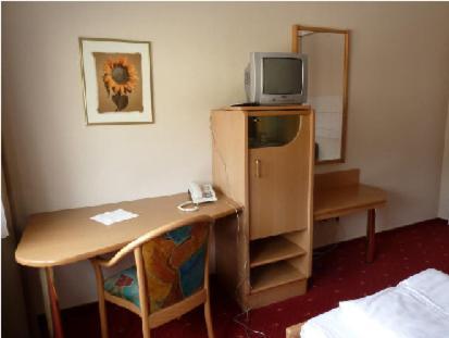 Hotel Domino ハーナウ・アム・マイン エクステリア 写真